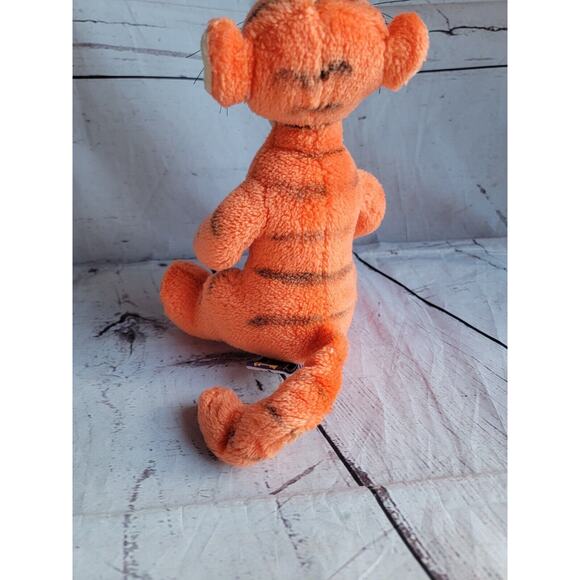 Tigger Plush Toy Gund Disney Winnie The Pooh 100 Acre Plush Stuffed Animal - Picture 5 of 9